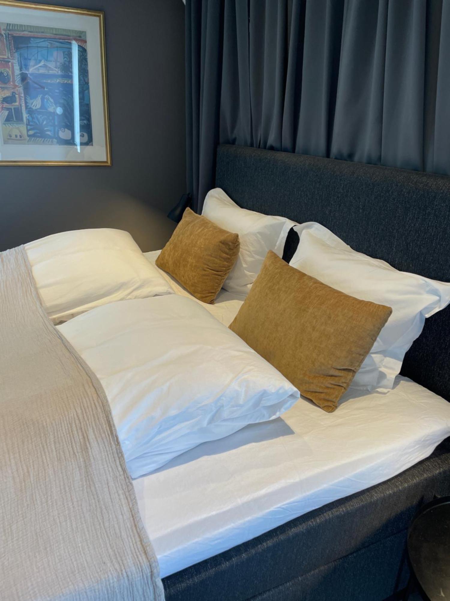 Guesthouse - Near City Center- Parking Available Санефьор Екстериор снимка